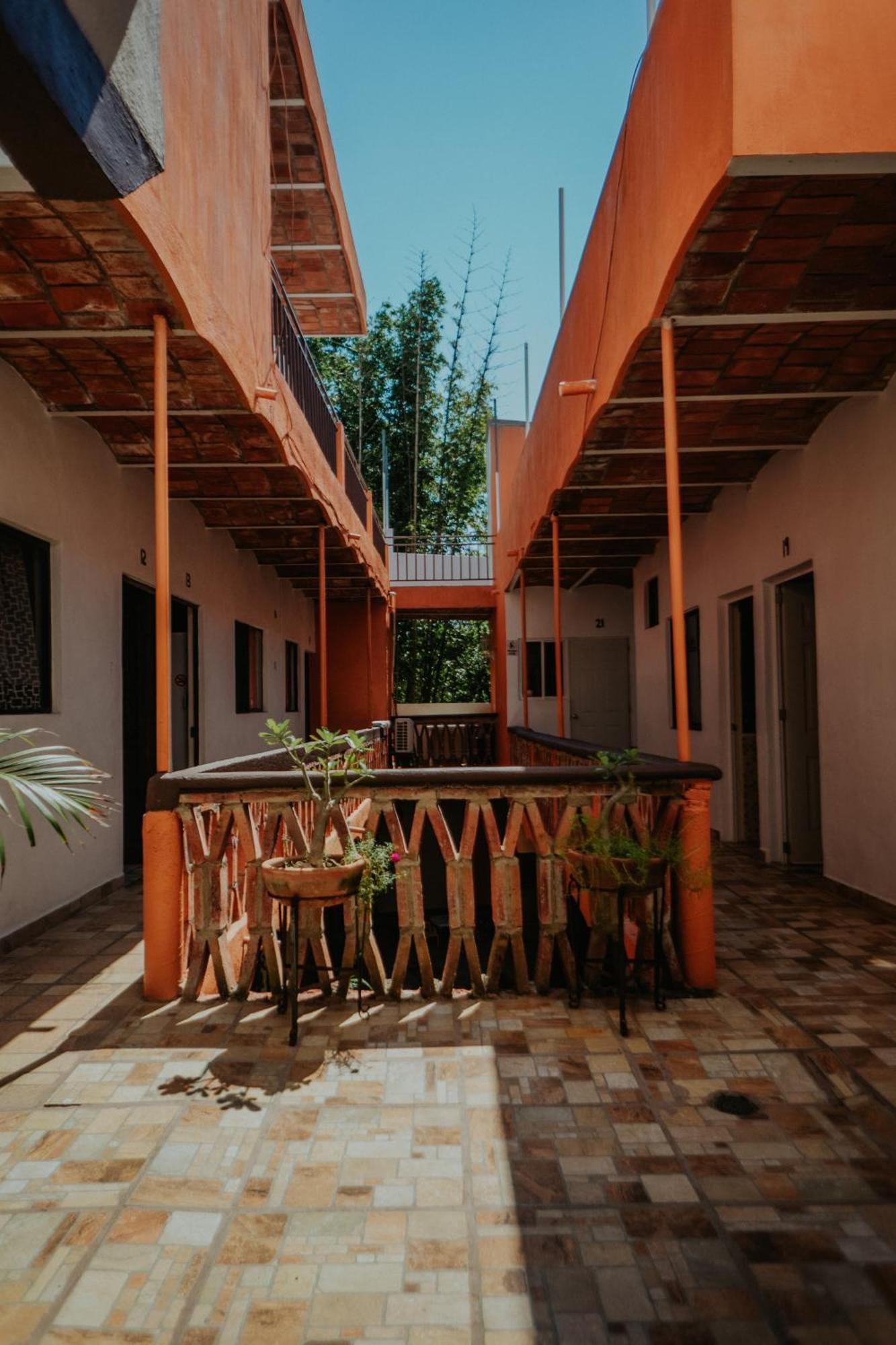 Bungalows Flamingos Rincon de Guayabitos Exterior photo